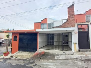 CASA EN VENTA COL. GALAXIA TARIMBARO II