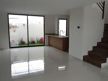 CASA EN VENTA CAÑADAS DEL BOSQUE, TRES MARÍAS