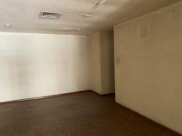 CASA EN VENTA PARA REMODELAR EN CALLE CERRADA