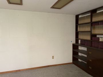 CASA EN VENTA PARA REMODELAR EN CALLE CERRADA