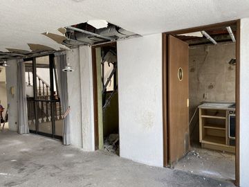 CASA EN VENTA PARA REMODELAR EN CALLE CERRADA