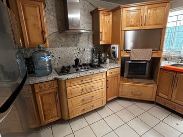 Casa en Venta, La Calma, 5 Recamaras