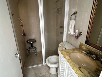 Casa en Venta, La Calma, 5 Recamaras