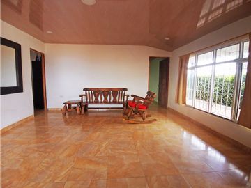 CASA CAMPESTRE EN VENTA, MIRAVALLE, DAPA, YUMBO