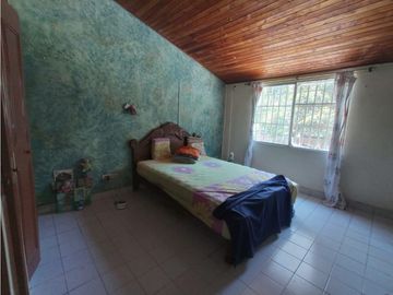 CASA EN VENTA PALMIRA BARRIO BOSQUES DE MORELIA 