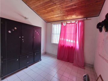 CASA EN VENTA PALMIRA BARRIO BOSQUES DE MORELIA 