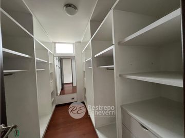 Apartamento en arriendo, barrio Los Rosales, Manizales