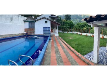 CASA FINCA EN VENTA SECTOR HATILLO - BARBOSA