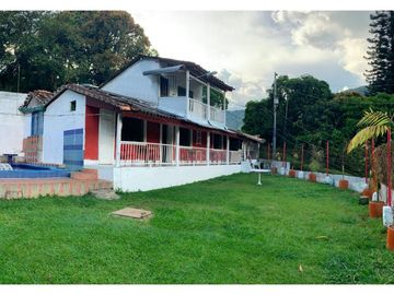CASA FINCA EN VENTA SECTOR HATILLO - BARBOSA
