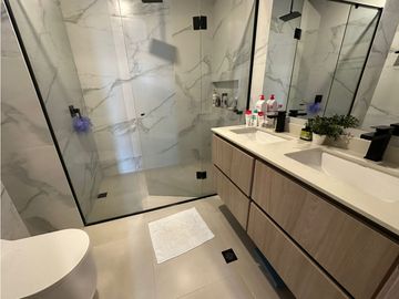 APARTAMENTO EN VENTA EN ALTOS DE RIOMAR. PISOS DE MARMOL