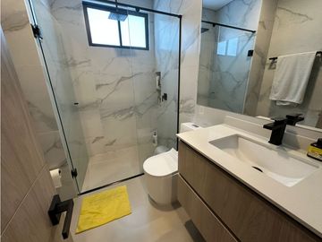 APARTAMENTO EN VENTA EN ALTOS DE RIOMAR. PISOS DE MARMOL