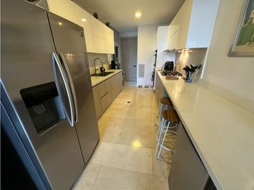 APARTAMENTO EN VENTA EN ALTOS DE RIOMAR. PISOS DE MARMOL