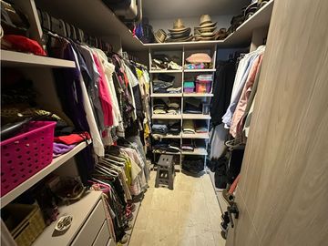 APARTAMENTO EN VENTA EN ALTOS DE RIOMAR. PISOS DE MARMOL
