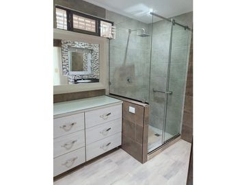 VENTA CASA GRAN LIMONAR FULL ACABADOS