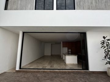 Casa en venta en Albare Temozón Norte Mérida Yucatán.