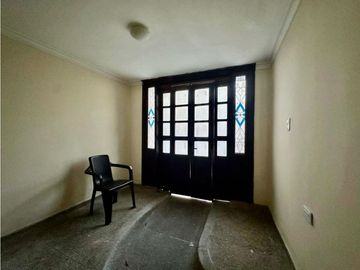 APARTAMENTO EN VENTA EN PRIMER PISO EN ALTOS DE RIOMAR