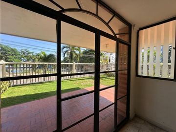 APARTAMENTO EN VENTA EN PRIMER PISO EN ALTOS DE RIOMAR