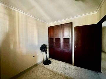 APARTAMENTO EN VENTA EN PRIMER PISO EN ALTOS DE RIOMAR