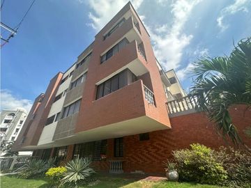 APARTAMENTO EN VENTA EN PRIMER PISO EN ALTOS DE RIOMAR