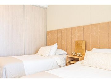 Apartamento en Venta en Edificio Dominique – Frente a la Ciénaga