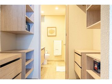 Apartamento en Venta en Edificio Dominique – Frente a la Ciénaga