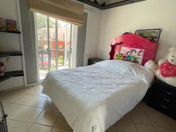 CASA CON DOBLE TERRENO EN CONJUNTO PALMAS DE MALLORCA, SOLEARES , MANZANILLO