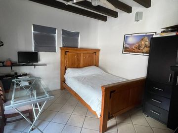 CASA CON DOBLE TERRENO EN CONJUNTO PALMAS DE MALLORCA, SOLEARES , MANZANILLO