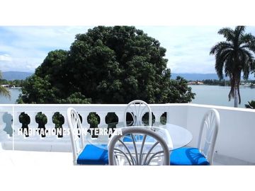 VENDO CASA EN EL PEÑON GIRARDOT