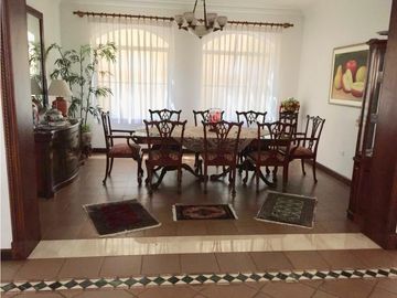 CASA INDEPENDIENTE EN VENTA EN RIOMAR