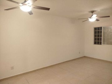 CASA EN VENTA AMUEBLADA ! , LOS OLIVOS 3, PLAYA DEL CARMEN