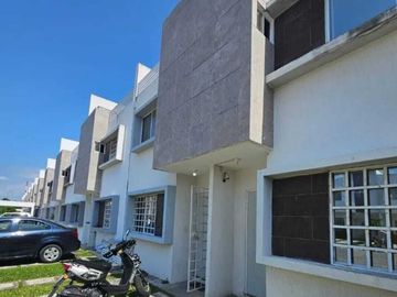 CASA EN VENTA AMUEBLADA ! , LOS OLIVOS 3, PLAYA DEL CARMEN