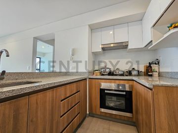 Vive o invierte con visión Dúplex estreno con vista al mar y al Golf  San Isidro