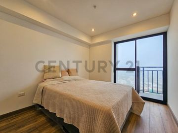 Vive o invierte con visión Dúplex estreno con vista al mar y al Golf  San Isidro