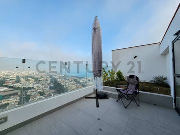 Vive o invierte con visión Dúplex estreno con vista al mar y al Golf  San Isidro