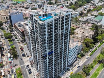 Vive o invierte con visión Dúplex estreno con vista al mar y al Golf  San Isidro