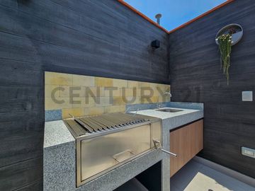 Vive o invierte con visión Dúplex estreno con vista al mar y al Golf  San Isidro
