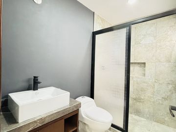 Casa en venta en Zona Pedregal de las Ánimas- Jardín Privado y Cocina soñada