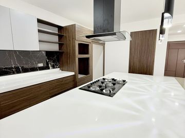Casa en venta en Zona Pedregal de las Ánimas- Jardín Privado y Cocina soñada