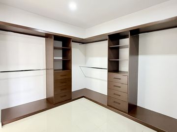 Casa en venta en Zona Pedregal de las Ánimas- Jardín Privado y Cocina soñada