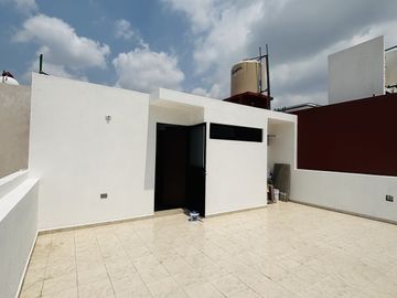 Casa en venta en Zona Pedregal de las Ánimas- Jardín Privado y Cocina soñada