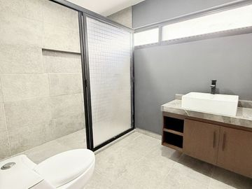 Casa en venta en Zona Pedregal de las Ánimas- Jardín Privado y Cocina soñada