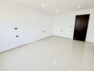 Casa en venta en Zona Pedregal de las Ánimas- Jardín Privado y Cocina soñada