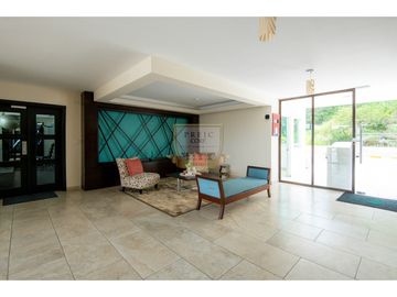 Apartamento en Venta Albrook AMPLIO  de 320 m2 con terraza de 55 m2