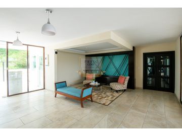 Apartamento en Venta Albrook AMPLIO  de 320 m2 con terraza de 55 m2