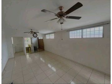 Venta casa Brisas del Golf (KF)