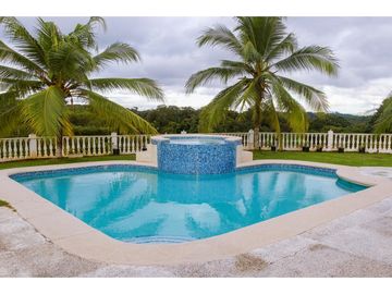 HACIENDA EN VENTA EN CHORRERRA