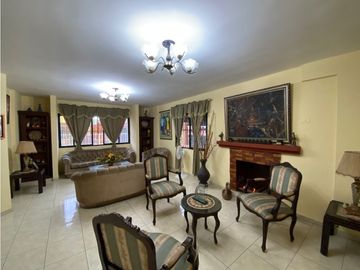 VILLA LUCRE / 565M / DOS NIVELES / BALCON / CUARTO Y BAÑO SERVICIO