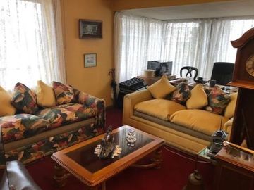 OPORTUNIDAD! Depto. 4D 4B 2Estac. Gran ubicación Buen precio