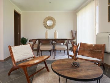 Casa En Venta, Valles Del Country; Talca