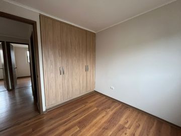 Casa En Venta, Valles Del Country; Talca